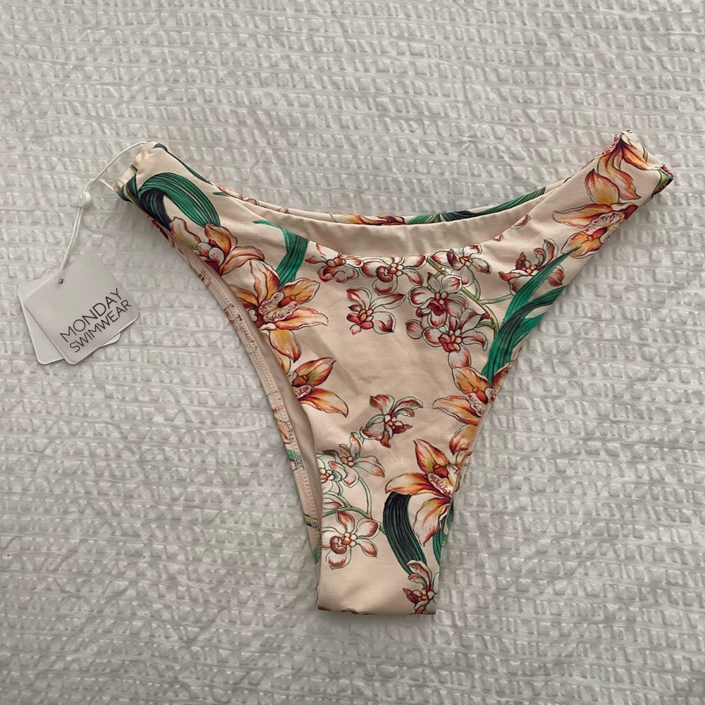 Monday Swim Byron Bottom Peach Floral NWT